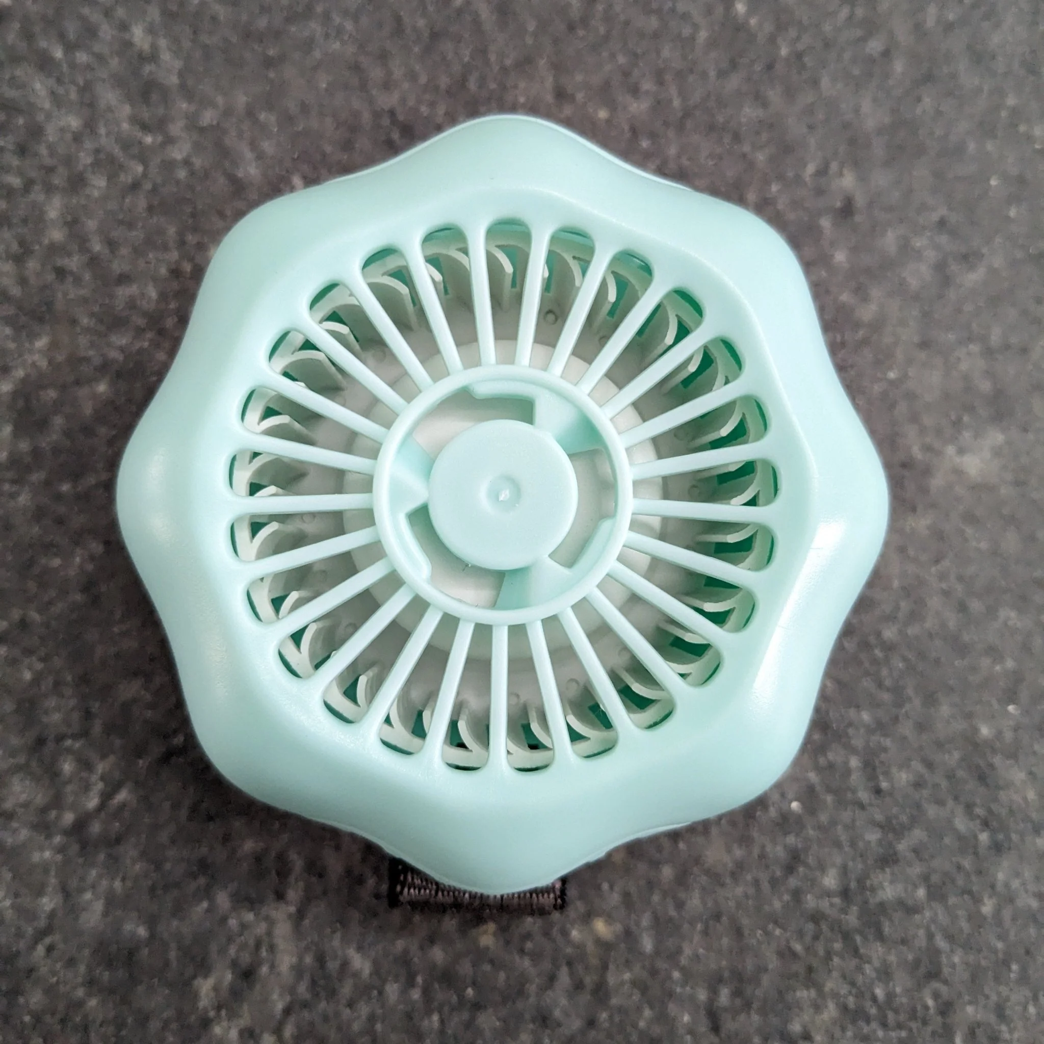 Mozzie Mist Personal Insect Repellent Fan - Image 15