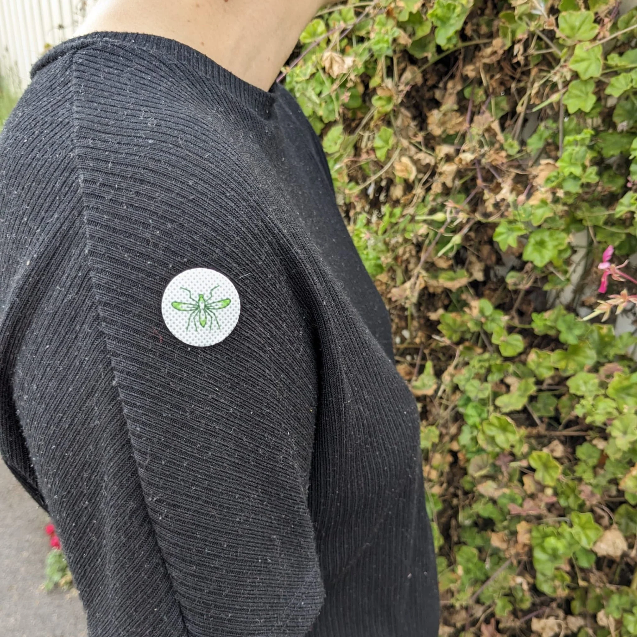 Mozzie Stop: Natural Mosquito Patches (60 Pack) - Image 14