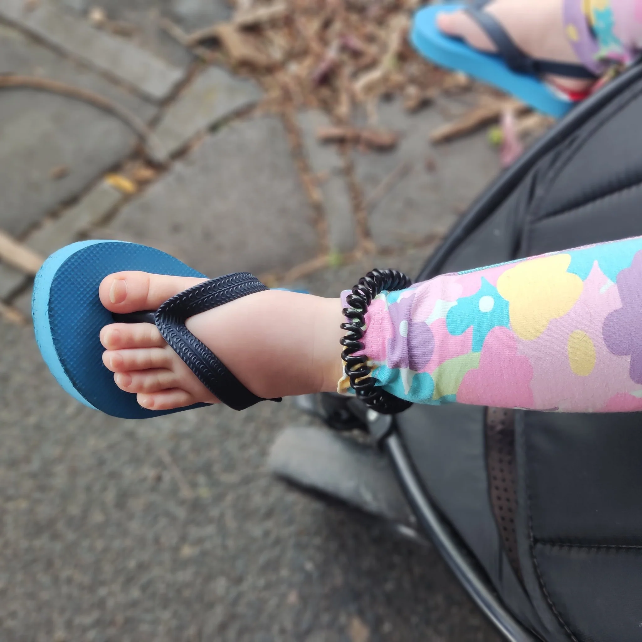 Mozzie Stop: Natural Mosquito Repellent Wristbands (5 Pcs) - Image 4