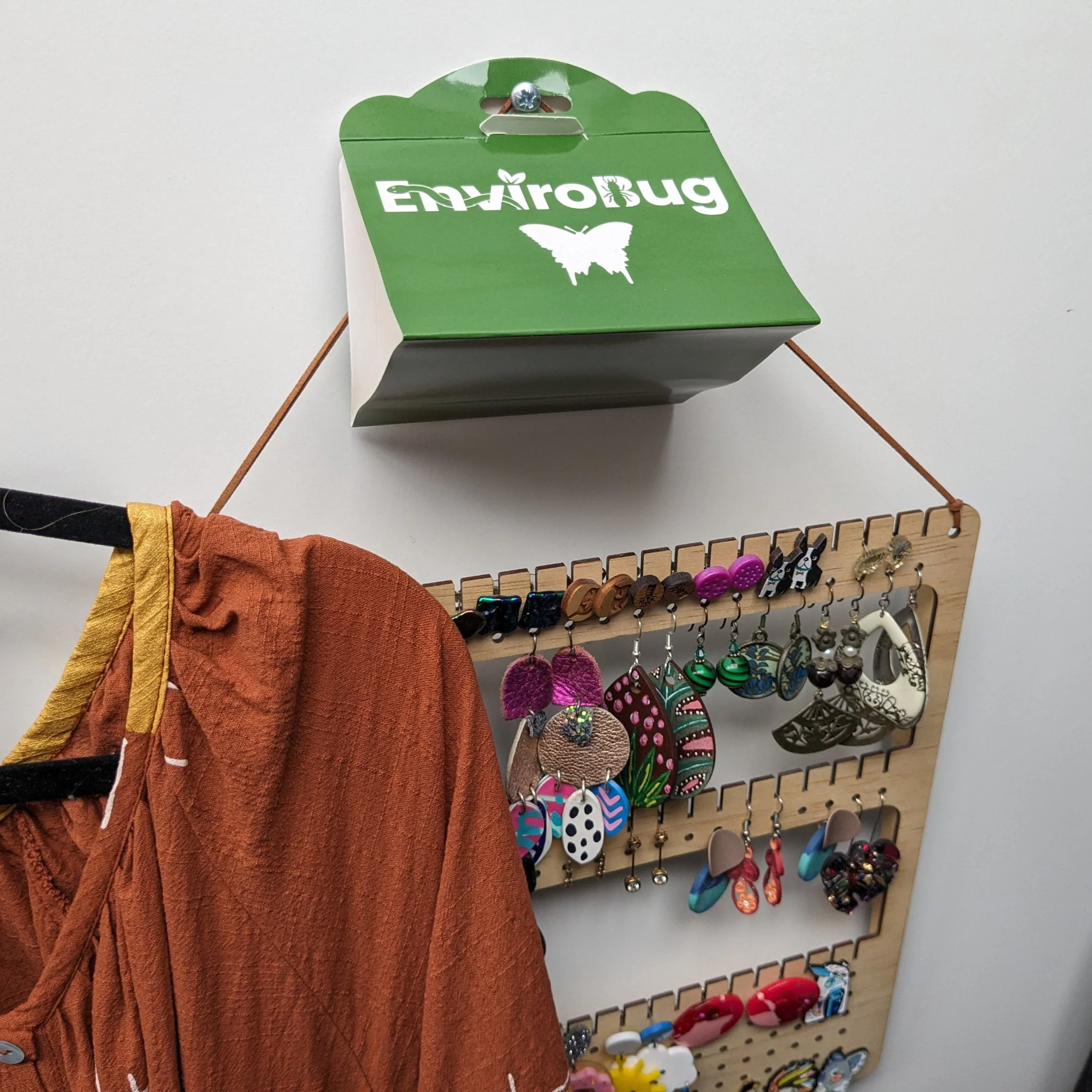 Lure+Stick: Pheromone Traps for Moths - Image 13