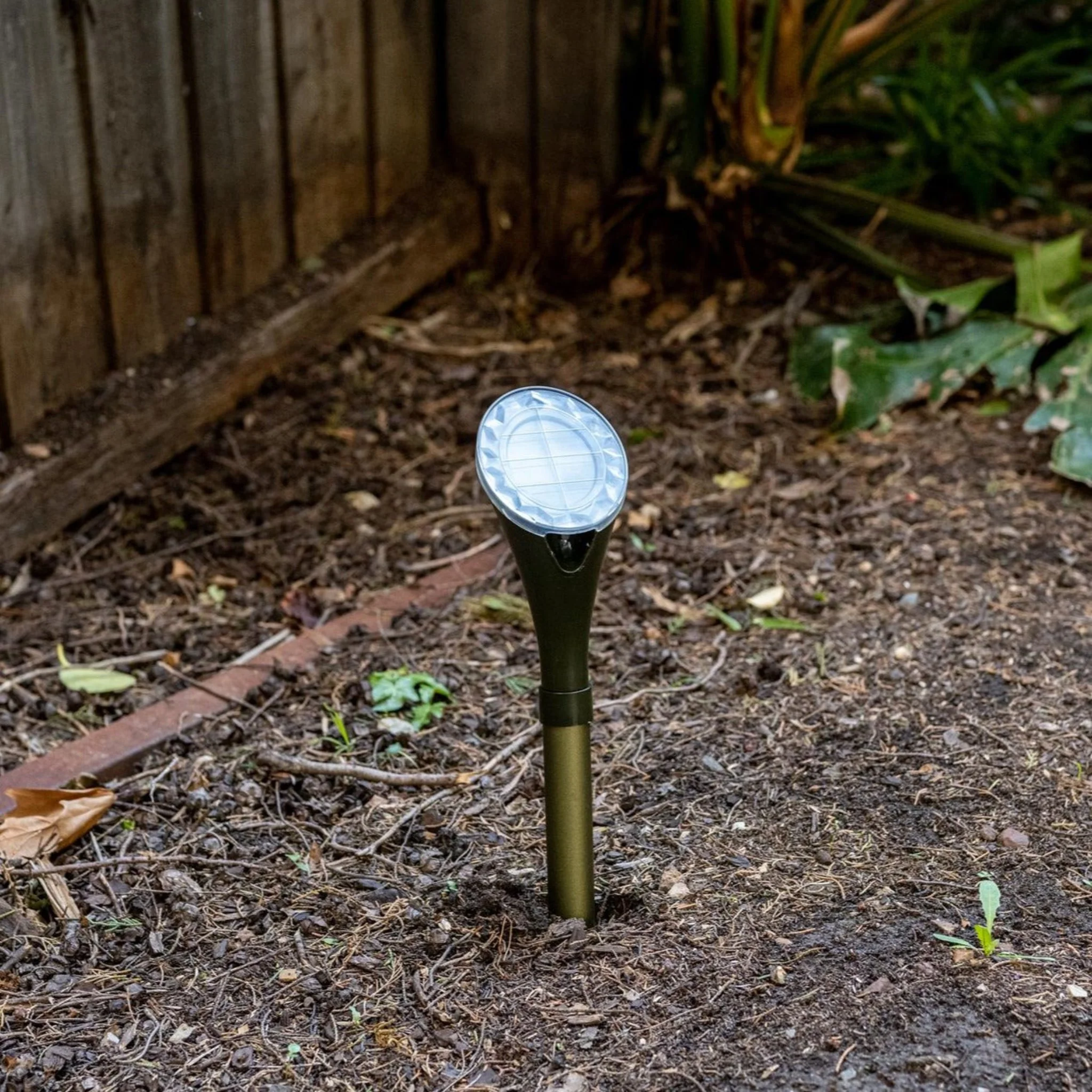 EnviroBug Powerful Solar Snake Repellers (8th Generation) - Image 7