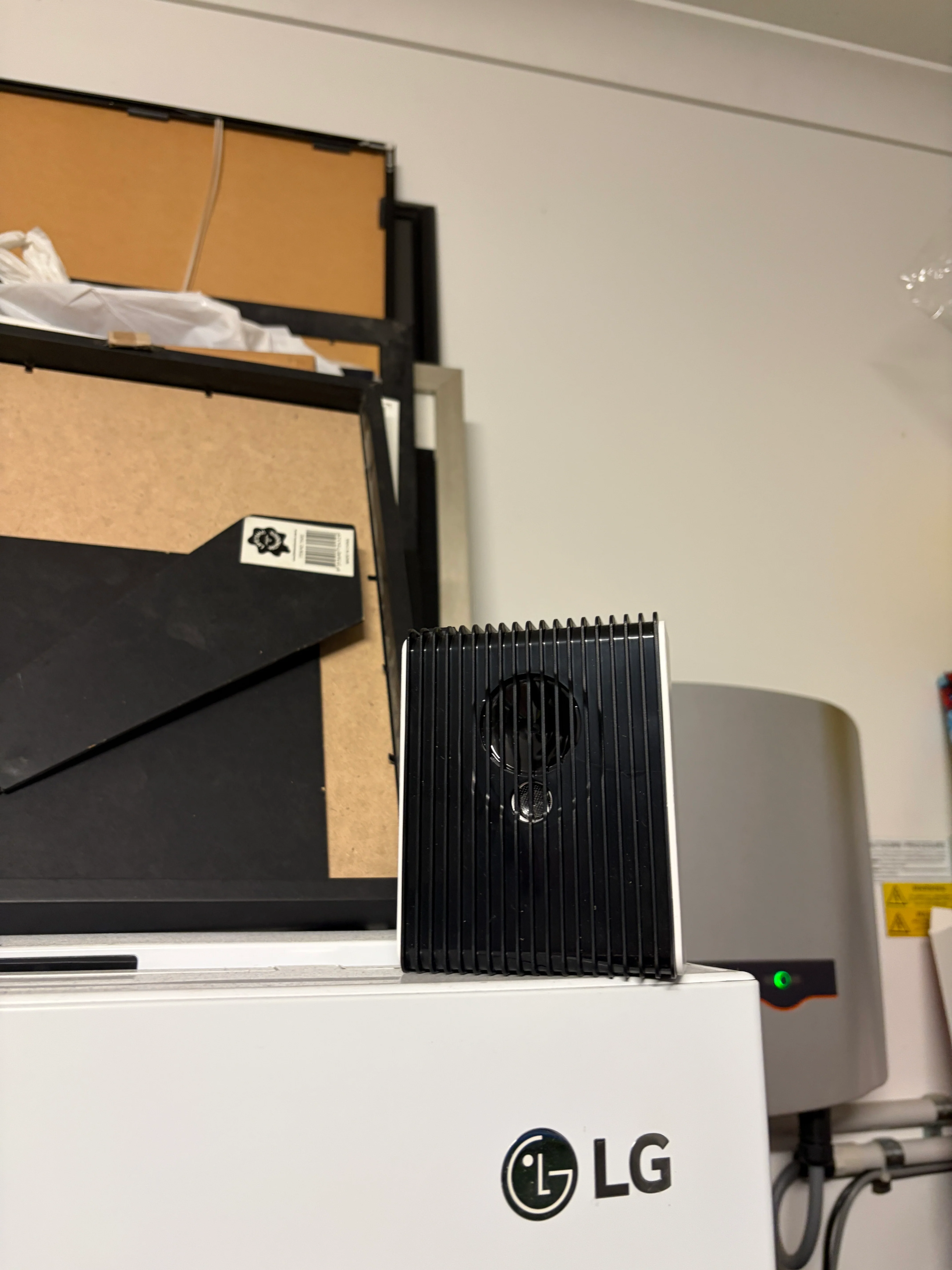 Wireless Rechargeable Ultrasonic Pest Repeller (7-day battery life!) - Image 10