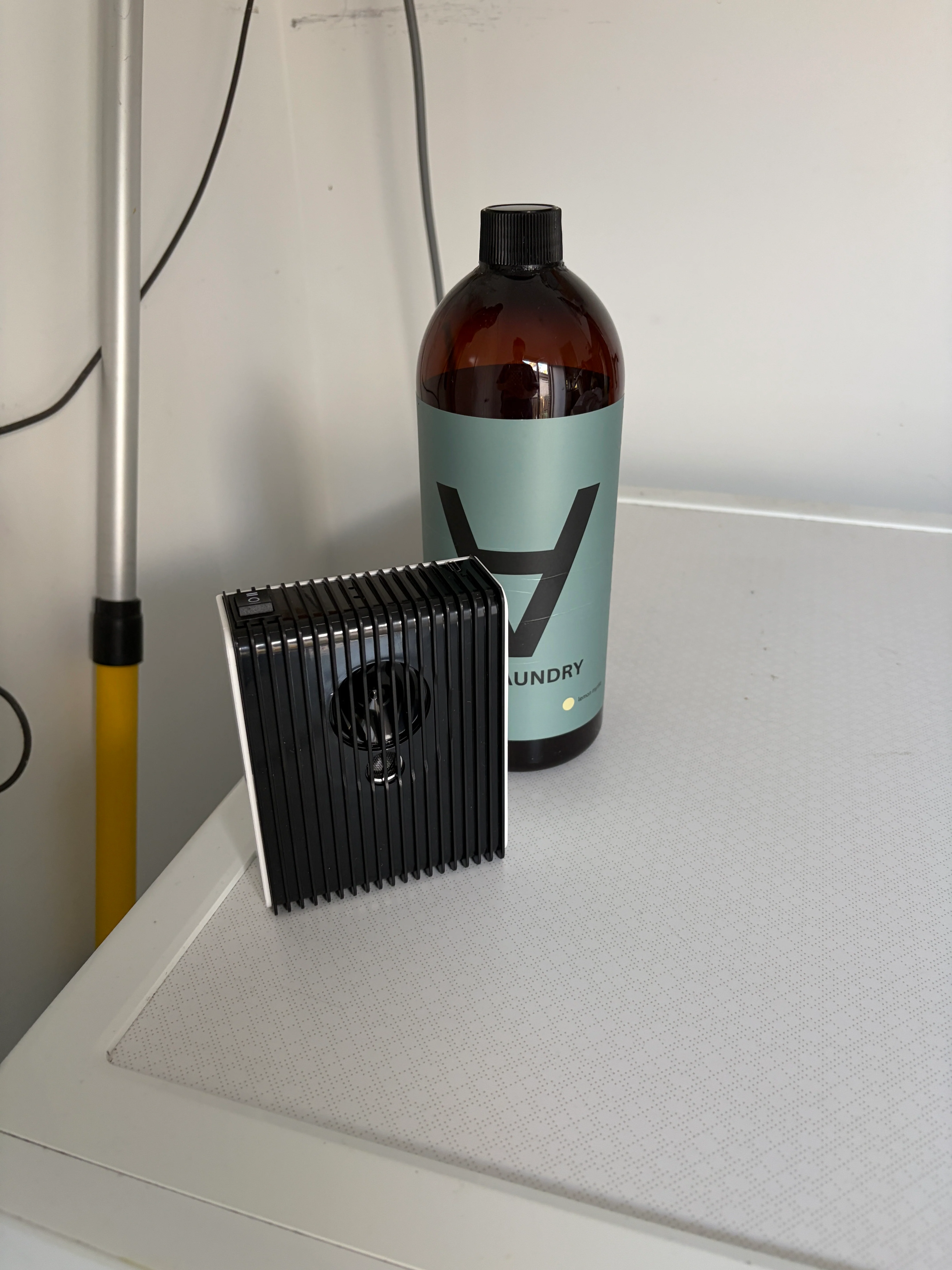 Wireless Rechargeable Ultrasonic Pest Repeller (7-day battery life!) - Image 7